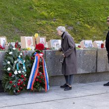 Gegužės 9-osios minėjimas Vilniuje: mažiau pompastikos ir nuoskauda dėl sovietinių paminklų  