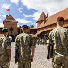 Kariuomenės Sausumos pajėgoms pradėjo vadovauti generolas A. Radvilas