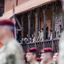 Kariuomenės Sausumos pajėgoms pradėjo vadovauti generolas A. Radvilas