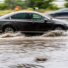 Sinoptikai įspėja: dalį Lietuvos skandins lietus – įvardijo apylinkes