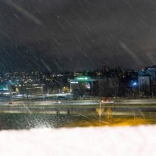 Naktį eismo sąlygas sunkins snygis, plikledis, lijundra ir rūkas