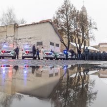 Policijai – 38 nauji automobiliai, vieną jų perduos kolegoms Ukrainoje