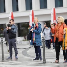 Judėjimo sveikuoliai okupavo Vienybės aikštę: kai kurie jų tokiais tapo tik šiandien