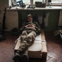 Karas: iš Mariupolio „Azovstal“ gamyklos pavyko evakuoti apie 100 civilių