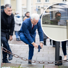 Seimo valdyba neleido V. Ąžuolui ir D. Kepeniui dirbti iš vertėjų kabinų