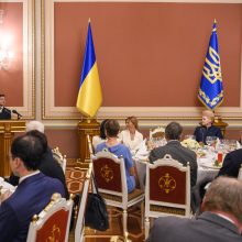 D. Grybauskaitė naująjį Ukrainos prezidentą ragina „sutraiškyti“ oligarchinę sistemą