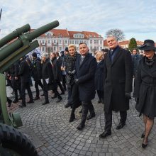 Iškilmingos laidotuvės baigėsi: sukilimo vadai palydėti į Rasų kapines