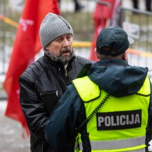 Opozicijos atstovai neskuba smerkti Sausio 13-osios minėjimą trikdžiusių protestuotojų