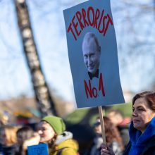 Apklausa: sankcijoms Rusijai pritaria 84 proc. Lietuvos gyventojų