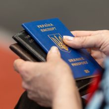 Ukrainiečiams karo pabėgėliams jau išduodami skaitmeniniai leidimai