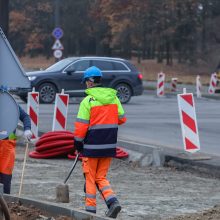 Dygstančios duobės: vieni kaltina gamtą, kiti – kelininkus