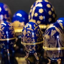 Kolekcininkų šeimą džiugina porcelianiniai kiaušiniai