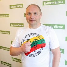 Pripažinimą pelnęs kovos menų teisėjas: metas ruošti pamainą