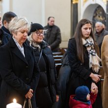 Vilniuje su partizanų vadu J. Vitkumi-Kazimieraičiu atsisveikina giminės, visuomenė