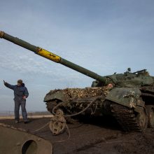 JAV pareigūnas: dėmesys Bachmutui trukdo Ukrainai atlikti svarbesnę užduotį 