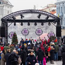 D. Nausėdienė atidarė tradicinę kalėdinę labdaros mugę
