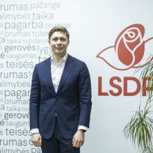 Daugiausiai merų rinkimuose laimėjo socialdemokratai, TS-LKD turės perpus mažiau