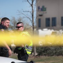 Per šaudynes „Fedex“ objekte žuvo mažiausiai aštuoni žmonės, užpuolikas nusižudė