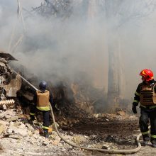 ES patvirtino dar 500 mln. eurų karinę paramą Ukrainai