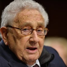 Po H. Kissingerio mirties – kritika socialiniuose tinkluose: išvadino karo nusikaltėliu