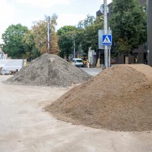 Kęstučio gatvės remonto pabaigos laukia ne tik vairuotojai, bet ir pėstieji