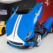 „Ferrari“ salone Londone pirkėjus pasitinka veiklus lietuvis