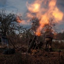 Rusijos kariuomenė palieka Chersoną ir vakarinę Dnipro pakrantę regione
