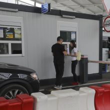 Lenkija įvedė draudimą įvažiuoti automobiliams su rusiškais registracijos numeriais