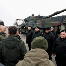 Ministras: Lenkija šią savaitę Ukrainai pristatys 10 tankų „Leopard 2“