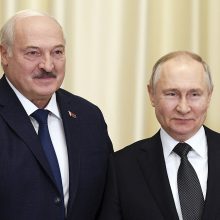 Baltarusija sako dėl Vakarų spaudimo priimsianti Rusijos branduolinių ginklų