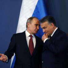 V. Orbanas sako, kad Ukraina negali laimėti karo su Rusija mūšio lauke
