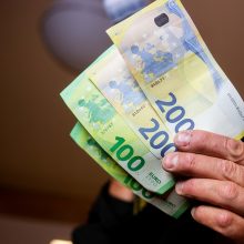 Ukrainiečiams Lietuvoje atidaryta 12 tūkst. banko sąskaitų: Vilniuje išmokėta per 800 tūkst. eurų