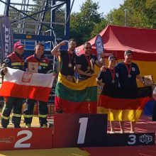 Lietuvos stipriausiųjų ugniagesių gelbėtojų rinktinė Europos čempionate iškovojo aukso medalius