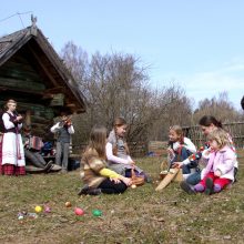 Kur ir kada surengtas pirmasis viešas šv. Velykų renginys Lietuvoje?