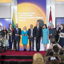 „Globalios Lietuvos“ apdovanojimai – ir laikraščiui, ir „Saulės ir jūros“ autorėms