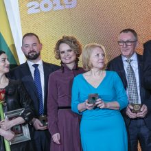 „Globalios Lietuvos“ apdovanojimai – ir laikraščiui, ir „Saulės ir jūros“ autorėms