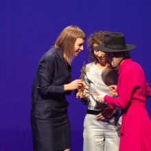 Apdovanojimuose „Žmonės 2020“ – jautrus V. Cololo dukros gestas