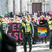 Išskirtiniai kadrai: konfliktai per „Kaunas Pride“ eitynes