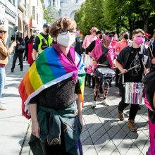 „Kaunas Pride“ eitynės baigėsi: dalyvavo apie 2 tūkst. asmenų, sulaikyti 22 žmonės