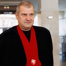 Nepilnamečių tvirkintojui Temidė buvo negailestinga: R. Jakštys siunčiamas už grotų