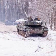 Lietuva tampa per mūšius Ukrainoje pažeistų vokiškų tankų remonto centru