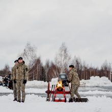 Ministras: buvę kariuomenės vadai galėtų būti geriau informuojami apie gynybos prioritetus