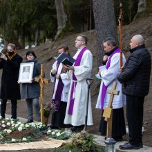 Šalia žmonos Nelly amžinojo poilsio atgulė dirigentas ir pedagogas A. Paltinas