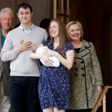 B. ir H. Clintonai vėl taps seneliais: jų dukra Chelsea laukiasi trečio kūdikio