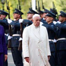 Popiežius Pranciškus gavo Estijos e-gyventojo kortelę