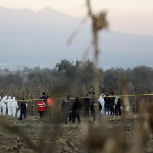 Meksikoje nukritus sraigtasparniui žuvo gubernatorė ir senatorius