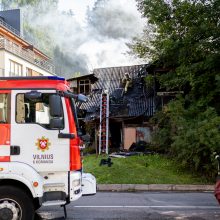 Vilniuje degė namas