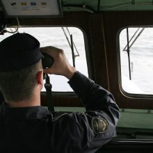 Po incidentų Baltijos jūroje Lietuvos karinis laivas išsiųstas stebėti „NordBalt“ jungties