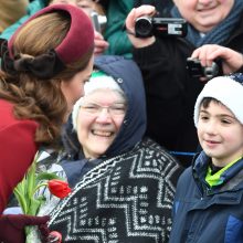 Karalienė Elizabeth II su šeima švenčia Kalėdas