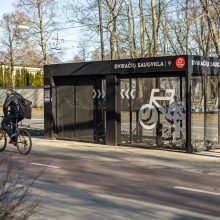 Vilniuje atidaromos daugiafunkcės dviračių saugyklos